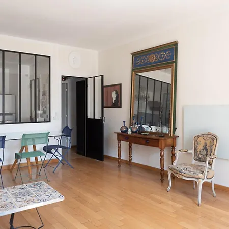 Apartament Spacious Cocoon In The Marais Paryż