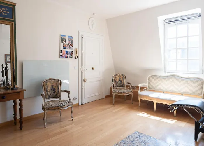 Spacious Cocoon In The Marais *